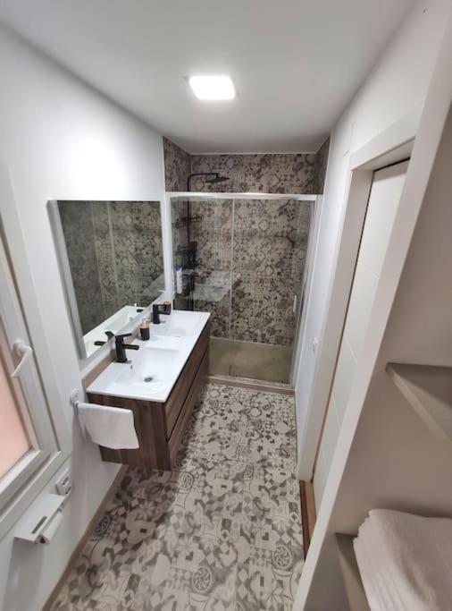 Duplex En El Corazon Del Casco Vello Vigues Lägenhet Vigo Exteriör bild